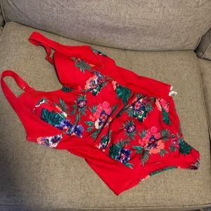 1X Old Navy Bathing Suit — Red Floral